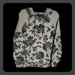 Derek Heart Juniors Large Top Gray Black Floral Hoodie Street Wear Women’s Shirt